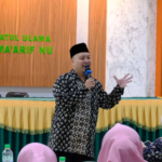 Dekan FILKOM UNUSIDA Jelaskan Peran Penting AI dalam Dunia Pendidikan 7 Dr. Arda Surya Editya, S.Pd., M.T., Dekan FILKOM UNUSIDA saat menjadi narasumber Pembelajaran Coding dan Artificial Intelligence (AI) LP Ma'arif NU Sidoarjo (Foto: Humas UNUSIDA)