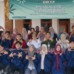 Mahasiswa KKN Tematik Filkom UNUSIDA Gandeng ISNU Jatim, Dampingi Legalitas dan Akses Digital UMKM di Desa Wonokarang 6 Mahasiswa KKN Tematik Filkom UNUSIDA Dampingi UMKM Wonokarang dalam Pendaftaran NIB dan Sertifikasi Halal (Foto: Ismawati Ainur)