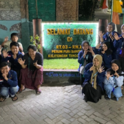 KKN 15 UNUSIDA Mahasiswa KKN 15 UNUSIDA Berhasil Bangun Gapura Selamat Datang di Perumahan Puri Sampurno, Kalitengah, Tanggulangin (Foto: Devandra)