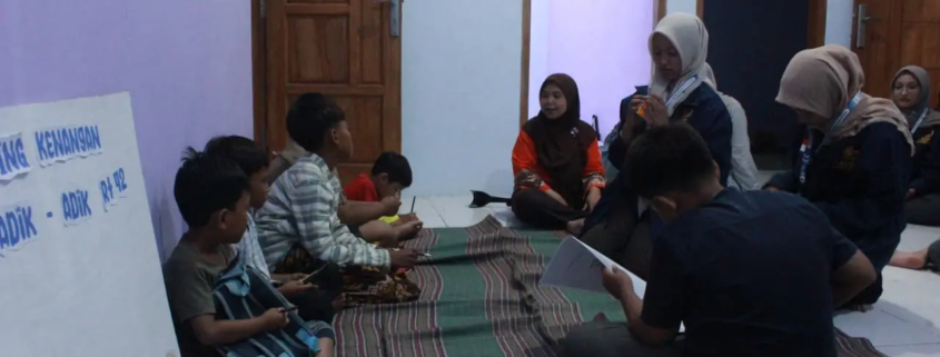 Mahasiswa KKN 13 UNUSIDA Gelar Program Bimbingan Belajar EduFun di Desa Sidokepung 1 Mahasiswa KKN Kelompok 23 UNUSIDA Gelar Program Bimbingan Belajar di Desa Sidokepung (Foto: Mahasiswa KKN UNUSIDA Gelar Program Bimbingan Belajar di Desa Sidokepung (Mahasiswa KKN UNUSIDA Gelar Program Bimbingan Belajar di Desa Sidokepung (Foto: Ayutah Maghfiroh)