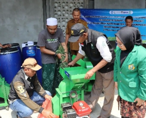 Dosen UNUSIDA Dampingi Peternak Kambing dan Sapi di Sidoarjo Tingkatkan Produktivitas Lewat Teknologi dan Pelatihan (Foto: Humas UNUSIDA)