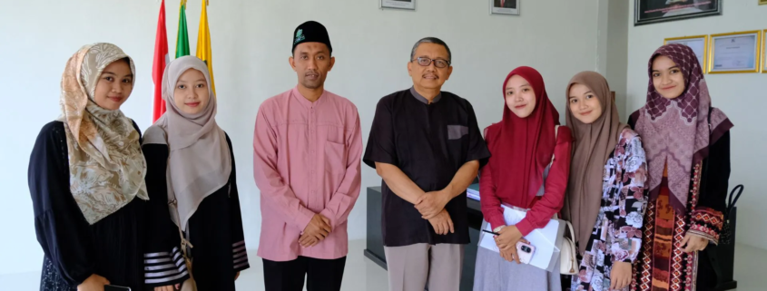 Rektor UNUSIDA Berangkatkan Mahasiswa Peserta MTQMN 2025 di Banjarmasin 1 Rektor UNUSIDA Berangkatkan Mahasiswa Peserta MTQMN 2025 di Universitas Lambung Mangkurat, Banjarmasin (Foto: Humas UNUSIDA)