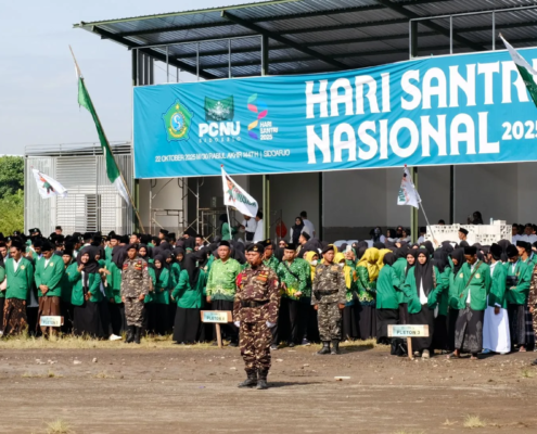 Civitas Akademika UNUSIDA Turut Meriahkan Upacara Hari Santri Nasional 2025 PCNU Sidoarjo (Foto: Humas UNUSIDA)