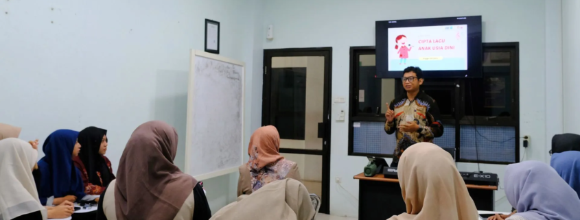 PIAUD UNUSIDA Gelar Kuliah Tamu “Cipta Lagu Anak Usia Dini” Bersama Dosen PG-PAUD Universitas Trunojoyo Madura (Foto: Humas UNUSIDA)