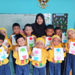 Zahra Jahriah Zainal: Kuliah di PIAUD UNUSIDA Jadi Bekal Membentuk Guru RA yang Percaya Diri dan Profesional 7 Zahra Jahriah Zainal Alumni PIAUD UNUSIDA (Foto: Humas UNUSIDA)