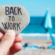 Pulang Liburan Kembali Bekerja (Foto: Ilustrasi)
