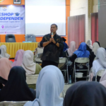 FKIP UNUSIDA Gelar Workshop Proyek Independen Volume 3, Bekali Mahasiswa Siap Hadapi Tugas Akhir 7 FKIP UNUSIDA Gelar Workshop Proyek Independen untuk Penguatan Metode Penelitian Mahasiswa (Foto: Humas UNUSIDA)