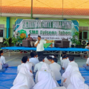 Dosen PIAUD UNUSIDA, Ganal Arief Rahmawan, S.Psi., M.Si. Jadi Narasumber Seminar Anti-Bullying di SMA Avisena Jabon (Foto: Humas UNUSIDA)