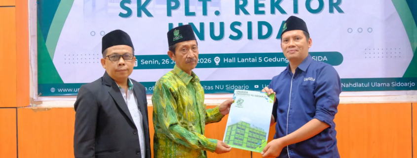 Penyerahan SK Plt. Rektor UNUSIDA oleh Ketua BPP UNUSIDA (Foto: Humas UNUSIDA)