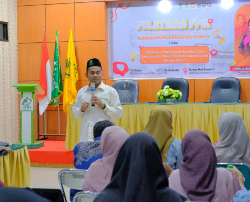 Prodi PGMI UNUSIDA Gelar Pelatihan Perencanaan Pembelajaran Mendalam Berbasis Cinta (Foto: Humas UNUSIDA)