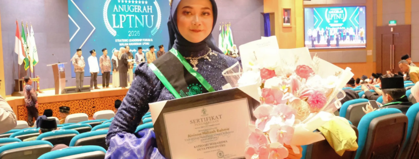 Aininna Halizah Rahma Raih Juara 1 Duta Putri LPTNU Award 2026 (Foto: Humas UNUSIDA)