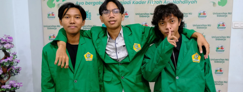 Mahasiswa Informatika UNUSIDA (dari kiri) Achmad Raffy Nadjib, Muhammad Rafi Nur Setyawan, dan M. Satrio Rohmatullah (Foto: Humas UNUSIDA)