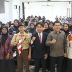 Kolaborasi UKM Pramuka Khatulistiwa dan HIMA PGMI UNUSIDA Gelar Workshop Keprotokoleran (Foto: Humas UNUSIDA)