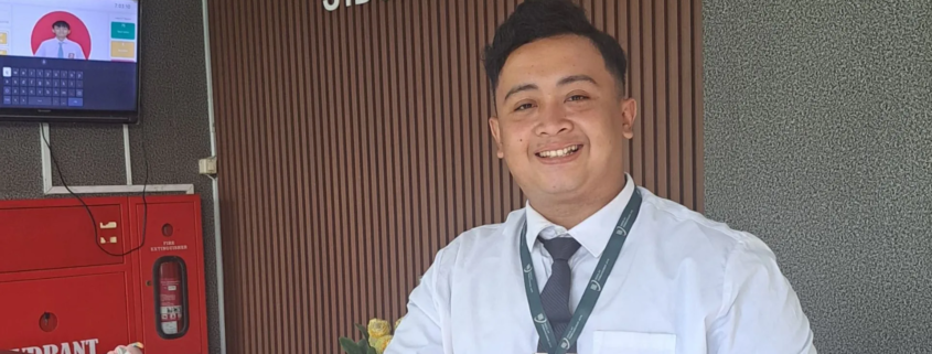 Kisah Alumni PBI UNUSIDA: Dari Kampus, Tumbuh Menjadi Pendidik yang Menginspirasi 1 Mochamad Dafa Perdana, S.Pd., alumni Program Studi Pendidikan Bahasa Inggris (PBI) UNUSIDA angkatan 2023 (Foto: Humas UNUSIDA)