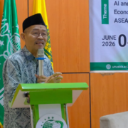 Ketua PCNU Sidoarjo, KH Zainal Abidin saat menyampaikan sambutan dalam International Guest Lecture di UNUSIDA (Foto: Humas UNUSIDA)