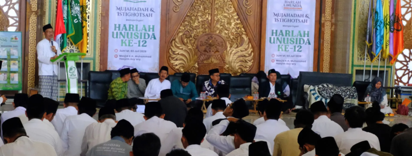 Mujahadah dan Istighosah Harlah ke-12 UNUSIDA di Masjid KH. Muhammad Hasyim Asy'ari (Foto: Humas UNUSIDA)