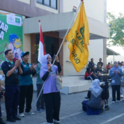 Jalan Sehat UNUSIDA 2026 Wakil Rektor 2 UNUSIDA, Dr. Christanti Berangkatkan Jalan Sehat Harlah ke-12 UNUSIDA (Foto: Humas UNUSIDA)