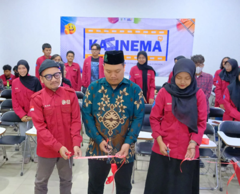Dekan FILKOM beserta Kaprodi DKV UNUSIDA saat membuka KASINEMA 24 (Foto: Humas UNUSIDA)