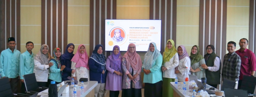 FKIP UNUSIDA Gelar FGD Bahas Integrasi TPACK bersama Sri Surachmi W, dosen dan akademisi di Universitas Muria Kudus (UMK). (Foto: Humas UNUSIDA)
