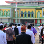Upacara HUT ke-81 RI, Plt Rektor UNUSIDA: Jadilah Pejuang Masa Kini 7 Suasana upacara pengibaran bendera merah putih di UNUSIDA dalam rangka HUT ke-81 Republik Indonesia (Foto: Humas UNUSIDA)