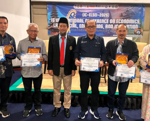 Plt. Rektor UNUSIDA, Dr. Hadi Ismanto usai menjadi Keynote Speaker dalam kegiatan 16th International Conference on Economics, Law, Social, Engineering, and Innovation (IC-ELSEI 2026) (Foto: Humas UNUSIDA)