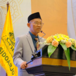 KH Zainal Abidin: Sarjana UNUSIDA Harus Bawa Ilmu dan Iman ke Tengah Masyarakat 6 Ketua PCNU Sidoarjo, KH Zainal Abidin saat menyampaikan sambutan dalam Wisuda ke-10 UNUSIDA (Foto: Humas UNUSIDA)